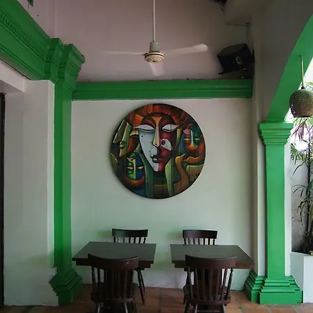 Eco Z Guesthouse